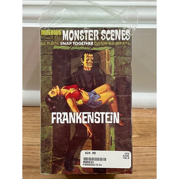 Moebius Monster Scenes Frankenstein Snap Together Model Kit Open Box - Picture 2 of 7